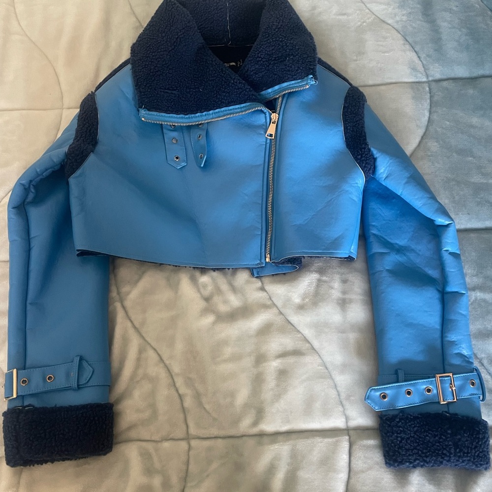 Stylish Blue Cropped Jacket